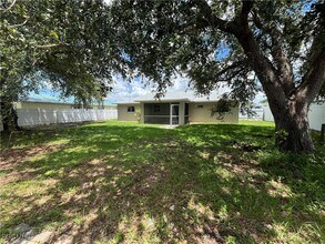 404 SE 19th Ln in Cape Coral, FL - Building Photo - Building Photo