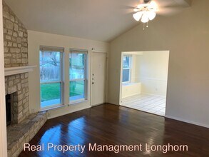 212 Rockcrest Dr in Georgetown, TX - Building Photo - Building Photo