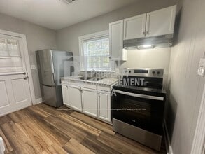 1076 Carlisle Ave in Macon, GA - Building Photo - Building Photo