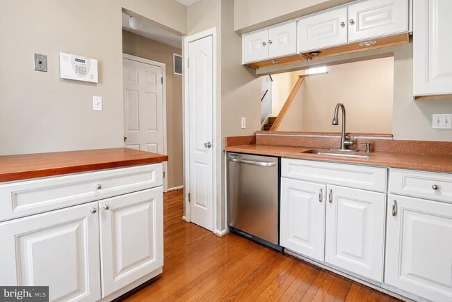 property at 9054 Canterbury Riding