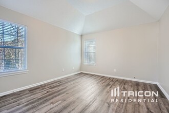 4550 Talon Way in Douglasville, GA - Building Photo - Building Photo