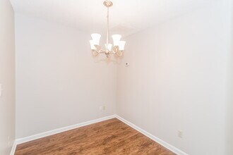 1977 Apopka Dr in Middleburg, FL - Building Photo - Building Photo