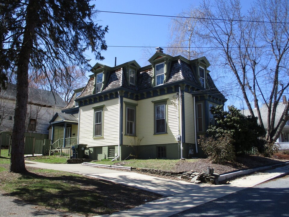 9 Water Terrace in Marlborough, MA - Building Photo