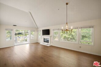 604 Palisades Dr in Los Angeles, CA - Building Photo - Building Photo