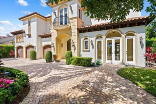 861 Nafa Dr in Boca Raton, FL - Building Photo