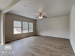 12903 Cicely Ct in Saint Hedwig, TX - Building Photo - Building Photo