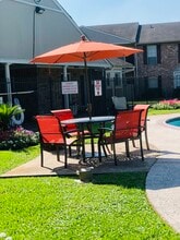 Oaks of Wimbledon in Spring, TX - Building Photo - Building Photo