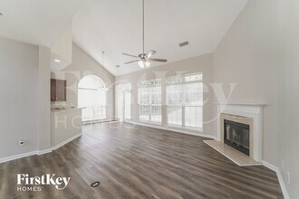 16025 Lavenham Rd in Huntersville, NC - Foto de edificio - Building Photo