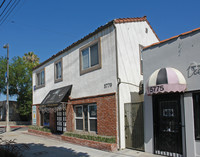 5779 Venice Blvd in Los Angeles, CA - Foto de edificio - Building Photo