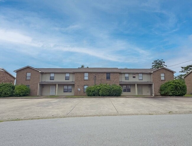 property at 1603-09 Minglewood Dr