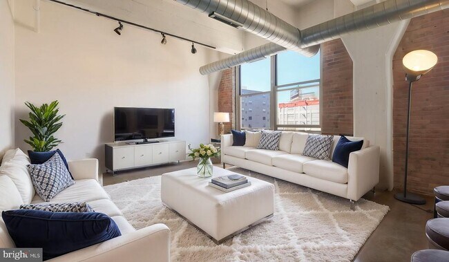444 N 4th St in Philadelphia, PA - Building Photo - Building Photo