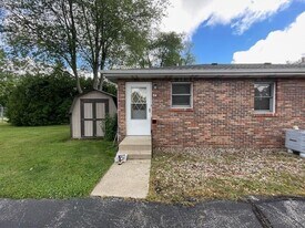 601 Rizek Dr in North Liberty, IN - Building Photo