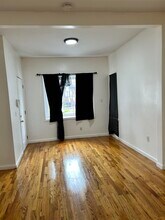 35 Stegman St in Jersey City, NJ - Foto de edificio - Building Photo