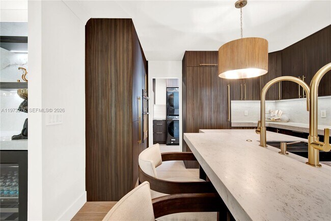 600 San Antonio Ave in Coral Gables, FL - Building Photo - Building Photo