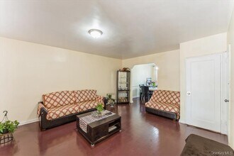 88-07 208th St in Queens, NY - Building Photo - Building Photo