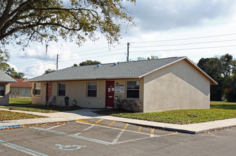 Park Hill Terrace in Zephyrhills, FL - Building Photo - Building Photo