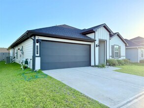31611 Farlam Farms Trl in Brookshire, TX - Building Photo - Building Photo