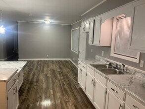 1256 Lee Stokes Rd in Columbus, MS - Building Photo - Building Photo