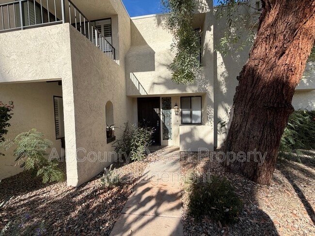 73340 Shadow Mountain Dr in Palm Desert, CA - Building Photo - Building Photo