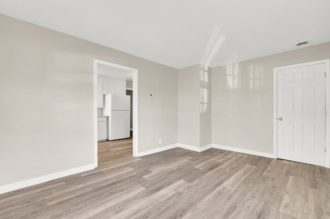 403 E Jordan Ave in West Point, MS - Building Photo - Building Photo