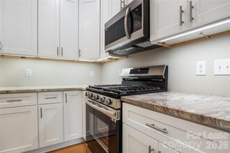 48 Creekside View Dr in Asheville, NC - Building Photo - Building Photo