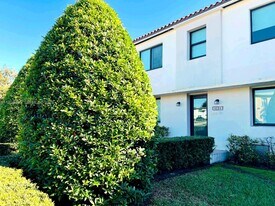 4204 SW 14th St in Miami, FL - Building Photo