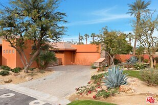 50025 Vía Aldea in La Quinta, CA - Building Photo