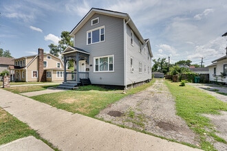 208 Mound St in Joliet, IL - Building Photo - Building Photo