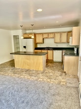 6101 Lombard Cir in Wasilla, AK - Building Photo - Building Photo