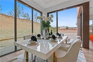 101 Thimbleberry in Irvine, CA - Building Photo