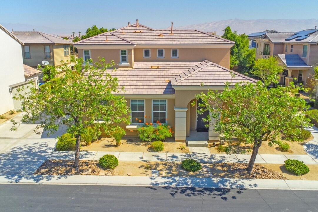 520 Via Assisi in Cathedral City, CA - Building Photo