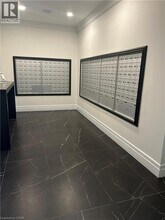 155 Caroline St S in Waterloo, ON - Building Photo - Building Photo