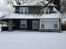 174 Colony Crescent in Akron, OH - Building Photo