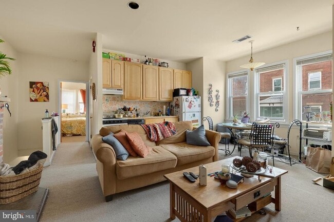 property at 846 Corinthian Ave