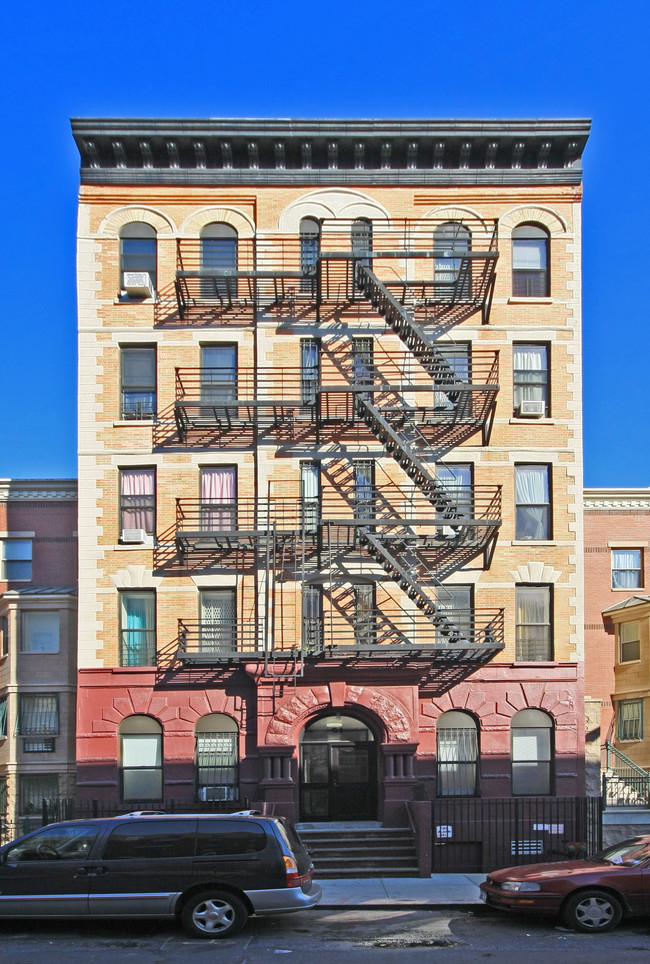 61 E 117th St in New York, NY - Building Photo - Building Photo