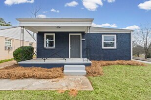 934 Garibaldi St SW in Atlanta, GA - Building Photo