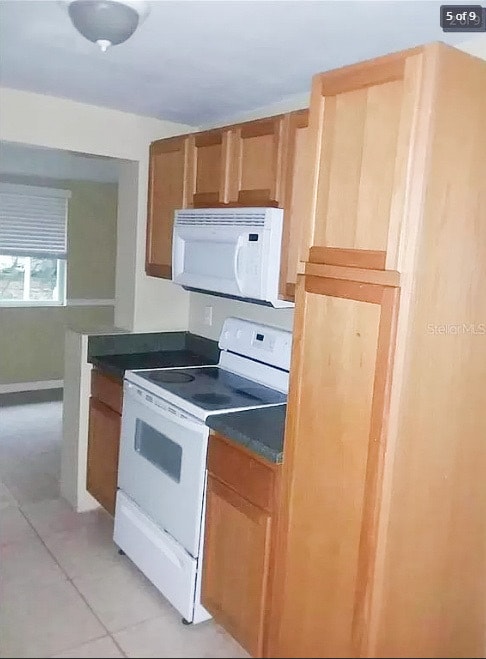 11031 Hassle Ave in Port Richey, FL - Building Photo - Building Photo