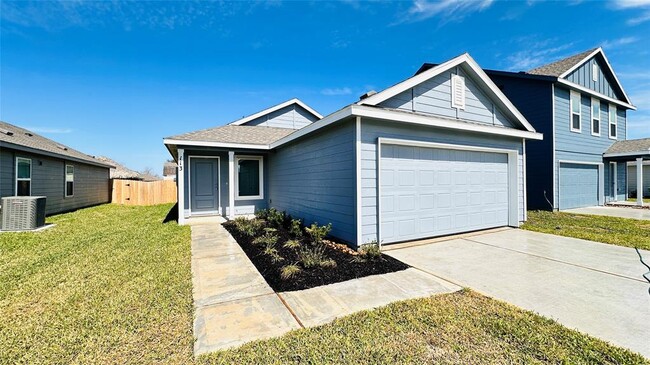 113 Lisa Marie Dr in Angleton, TX - Building Photo - Building Photo