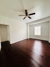 3327 Procter St in Port Arthur, TX - Building Photo - Building Photo