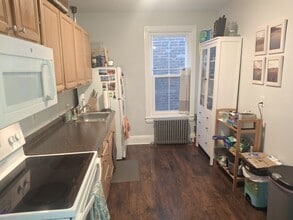 229 Church St in Phoenixville, PA - Foto de edificio - Building Photo