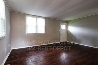 1621 Rheinhardt Ave in Evansville, IN - Building Photo - Building Photo