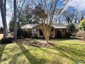 4006 Devon St SE in Huntsville, AL - Building Photo