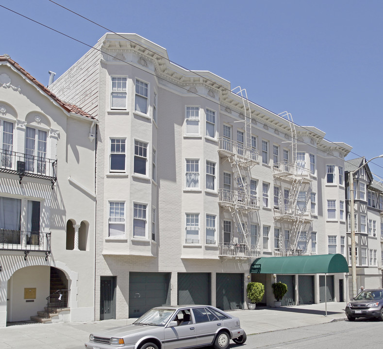 3501 Fillmore St in San Francisco, CA - Building Photo