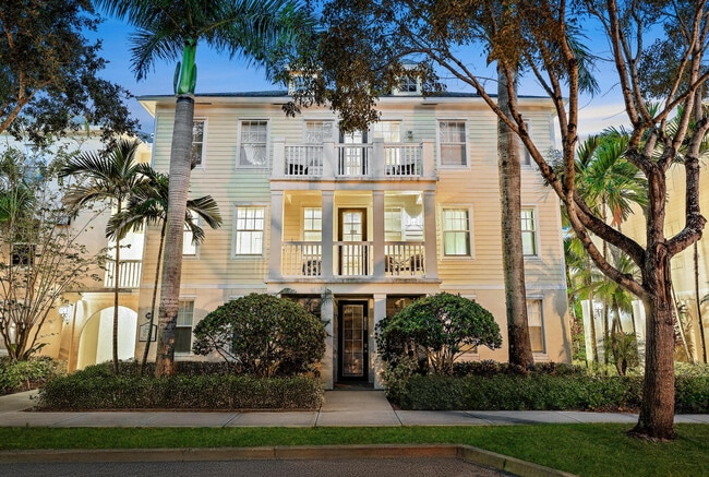 property at 225 Murcia Dr