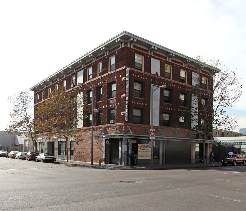 Hotel Norbo in Los Angeles, CA - Building Photo