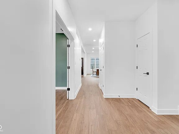 1027 Hosbrook St in Indianapolis, IN - Building Photo - Building Photo