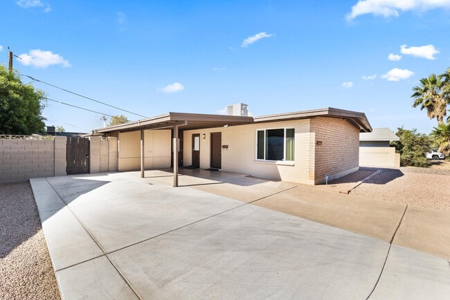 1135 E Palmcroft Dr in Tempe, AZ - Building Photo - Building Photo