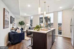 1102 Germantown Ave, Unit 408 in Philadelphia, PA - Building Photo