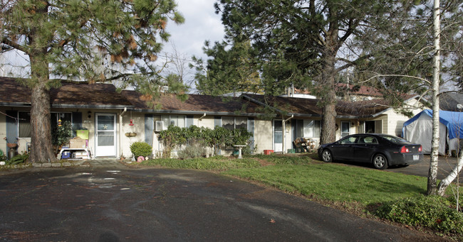 12455 SW Ash St in Tigard, OR - Building Photo - Building Photo