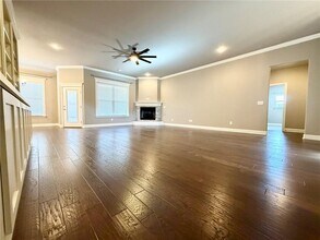 1309 W Gum St in Rogers, AR - Building Photo - Building Photo